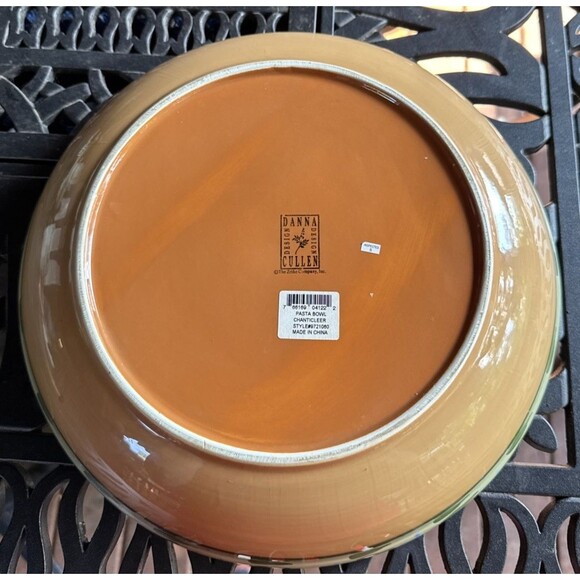 Zrike Danna Cullen Pasta Serving Bowl Chanticleer Rooster Large 13" NWT - Picture 3 of 4